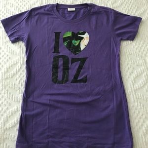 NWOT Oz shirt